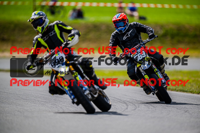 MaZZes_FotoMatrix_220904_9239 | S4