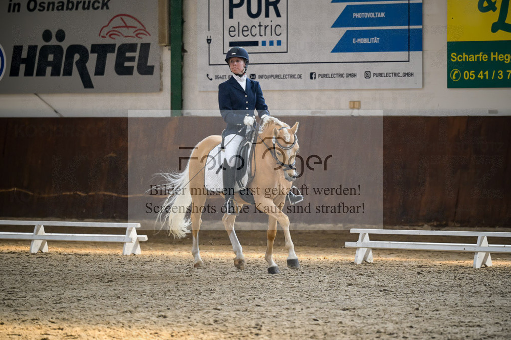Reitturnier Voxtrup | Entdecke hochwertige Reitturnierfotos von Foto Oger. Professionell, emotional und authentisch – jetzt Lieblingsmomente im Shop bestellen.Deutschlandweite Turnierfotografie. - Realisiert mit Pictrs.com