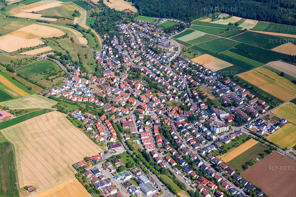 Luftbild: Ortsansicht von Südosten im Ortsteil Gebersheim in Leonberg im Bundesland Baden-Württemberg in Deutschland. – Foto: IMG_70085.jpg vom 06.07.2014 durch Werner Riehm/FLY-FOTO.de – Auflösung des Originals: 4752 x 3168 px