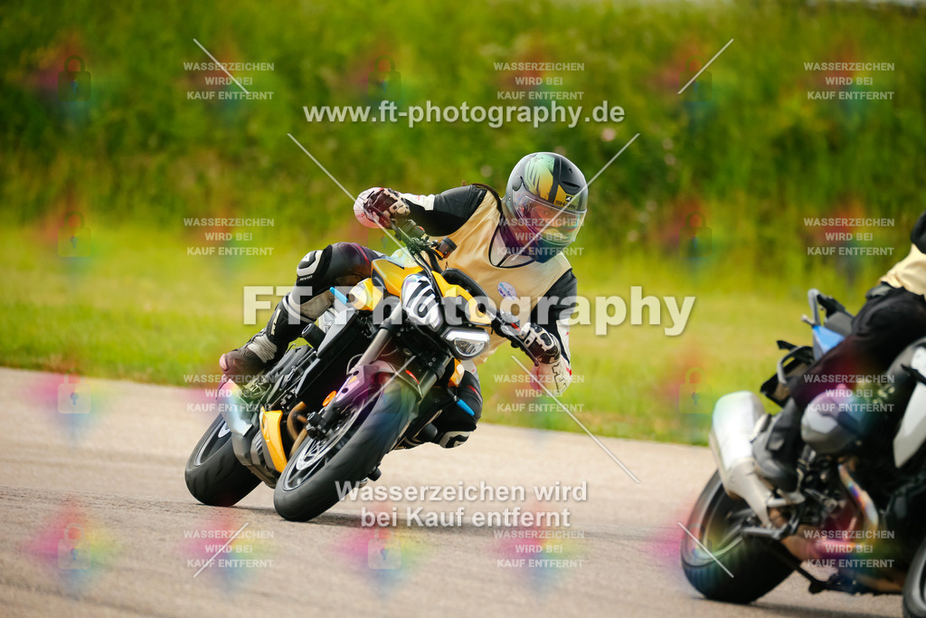 _MOT1341 | Hier findet Ihr Bilder von Touristenfahrten auf der Nürburgring Nordschleife oder von anderen Veranstaltungen die ich besucht habe. Viel Spass beim Durch Schauen 