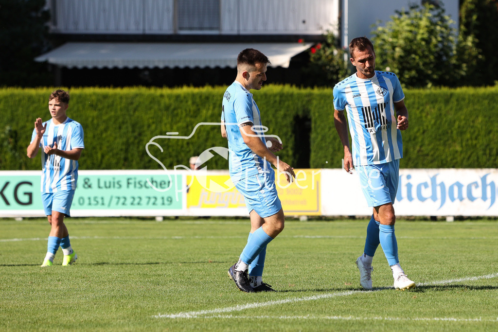 BC Aichach - SC Ried/ND | Jubel nach 4-0 durch BCA #6 Markus KURZHALS