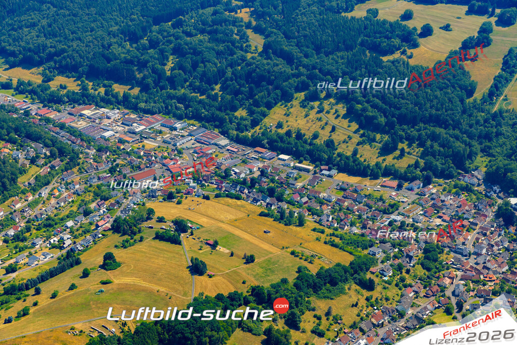 Das Luftbild zeigt :  Frammersbach - Die Luftaufnahme wurde 2023 vom UL-Flugzeug aus erstellt ( keine Drohne ) - Hochauflösende Luftaufnahme - Für grossformatige Ausdrucke geeignet. Die Geschenkidee !Mit Lizenz und Bildrechte bestellbar