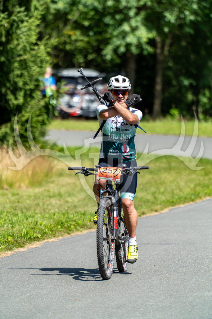 _DSC6965 | Fotogalerie der Treibjagd im Dunkelwald - Dein MTB Etappenrennen im Erzgebirge - Realisiert mit Pictrs.com
