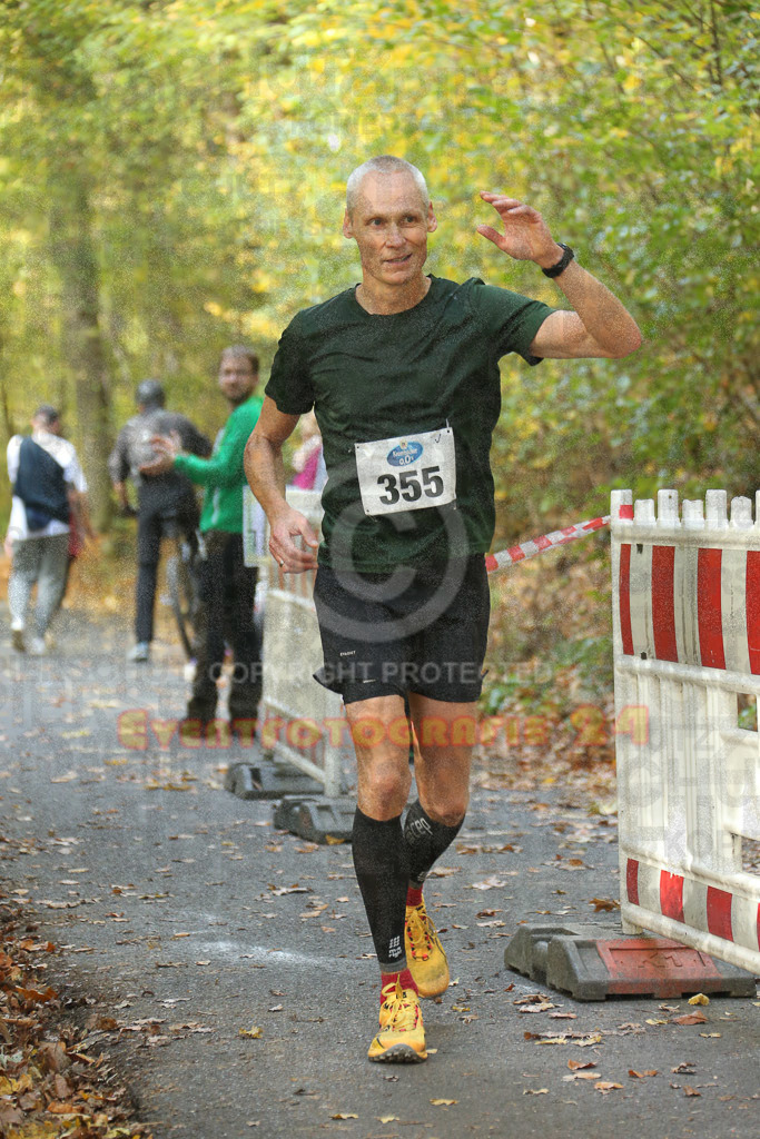 221030_1240_EX1_6664 | Sportfotografie im Rhein-Sieg Kreis, Köln, Bonn, NRW, Rheinland Pfalz, Hessen, etc. Unser Tätigkeitsfeld umfasst den Laufsport vom Volkslauf über den Marathon, Duathlon, Triathon bis zum Ultralauf wie Kölnpfad Ultra oder Schindertrail.