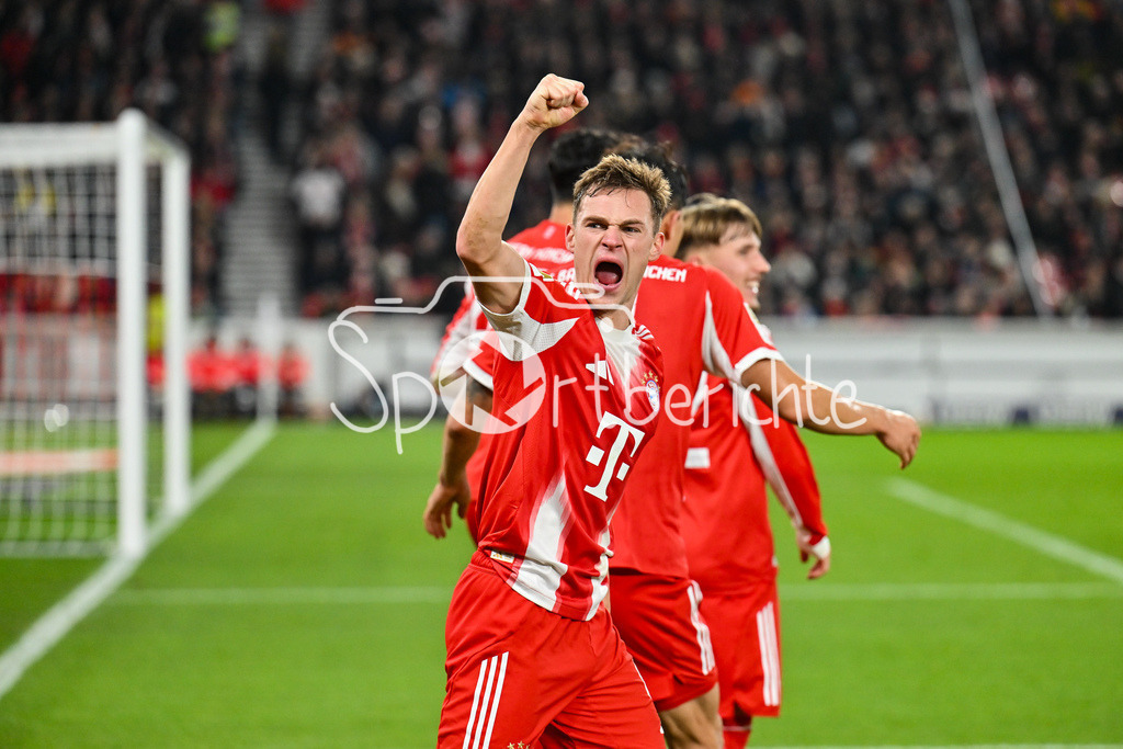 VfB Stuttgart - FC Bayern München | STUTTGART, GERMANY - 06. DECEMBER: Jubel der Bayern nach dem Elfmeter Treffer zum 0-4 durch Harry KANE (FC Bayern Munich 9) / Tor / Torschuetze / Freude / Happy während dem Bundesligamatch zwischen dem VfB Stuttgart und dem FC Bayern München am 13. Spieltag in der MHP Arena / DFL REGULATIONS PROHIBIT ANY USE OF PHOTOGRAPHS AS IMAGE SEQUENCES AND/OR QUASI-VIDEO/ Joshua KIMMICH (FC Bayern Munich 6)