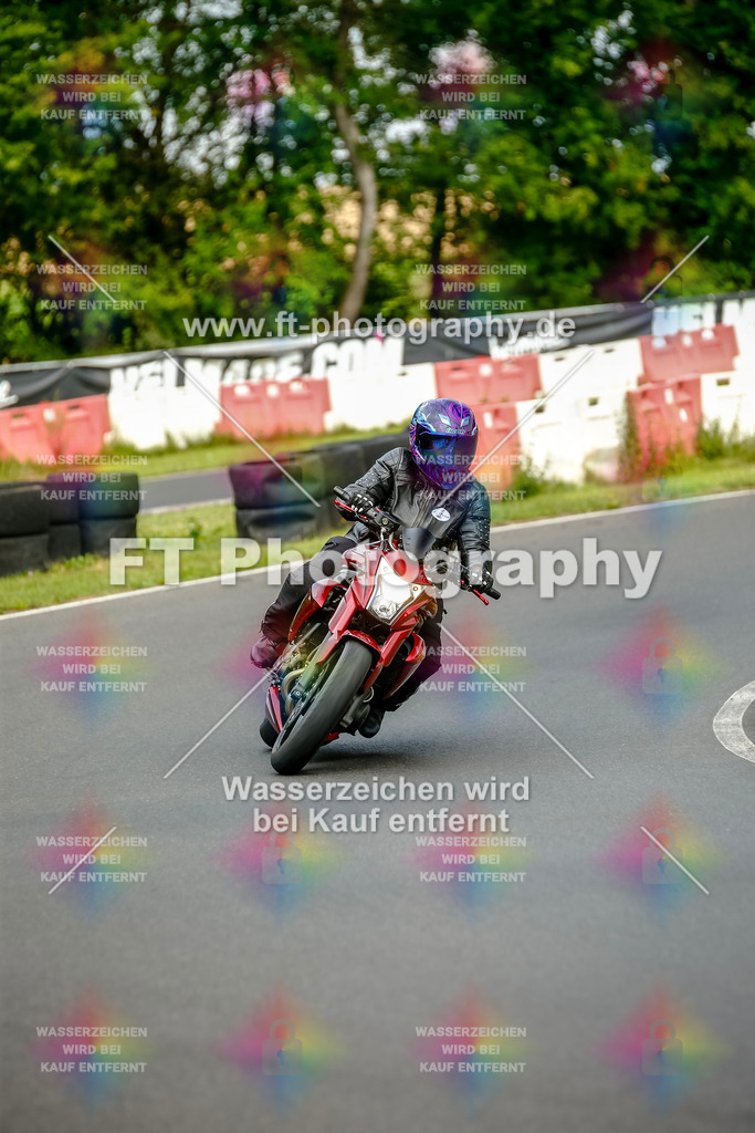 VBK-4574 | Hier findet Ihr Bilder von Touristenfahrten auf der Nürburgring Nordschleife oder von anderen Veranstaltungen die ich besucht habe. Viel Spass beim Durch Schauen 