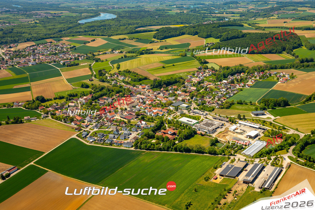 Geschenkidee Schweinspoint bei Marxheim -Die Luftbildaufnahme wurde 2025 vom UL-Flugzeug heraus erstellt ( keine Drohne ) - Hochauflösende Luftaufnahme -Nicht vergleichbar mit Google Maps oder Satelittenbilder- Die Geschenkidee !Mit Lizenz und Bildrechte bestellbar