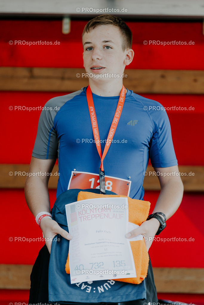240825_Treppenlauf-298 | Professionelle Fotos Ihrer Laufsportveranstaltung.