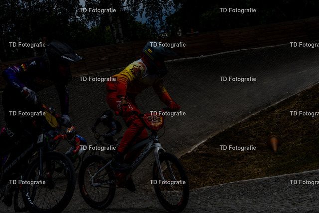 BayBMX2026-05593 | Fotogalerie von Thomas Dettweiler mit Eventbildern und lizenzfreien Fotos. Perfekt als Wandbild, für Büro, Website oder private Nutzung. - Realisiert mit Pictrs.com