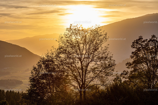 Delegation aus Bamberg beim Gasthaus Wadl | Bildershop von pixelworld.at - Realisiert mit Pictrs.com