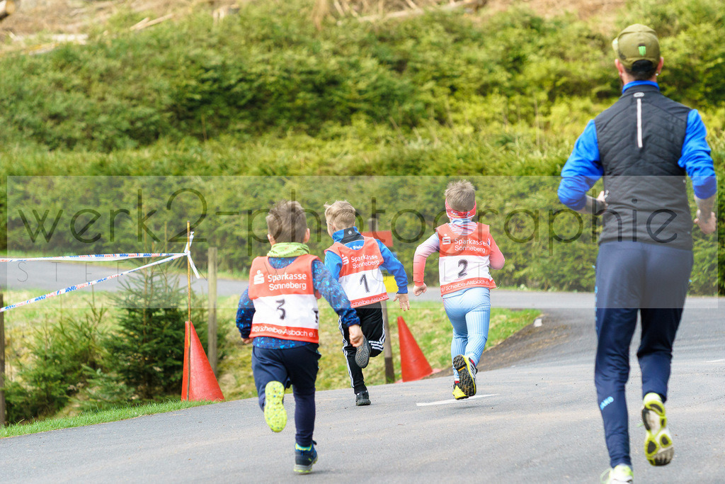 Eröffnungs-Cross Scheibe-Alsbach | werk2-photographie oder werk2 ist ein Fotograf in 98724 Neuhaus am Rennweg (Neuhaus/Rwg.) Thüringen für Eventfotografie, Hochzeiten, Sportereignisse oder Sportevents und ist auch mal für den FineArt-Print unterwegs auf der Suche nach dem besten Licht.