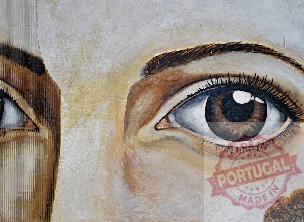 Textured oil painting showing woman's brown eyes | Close up painting of woman's eyes with a textured, mixed media surface - Realisiert mit Pictrs.com