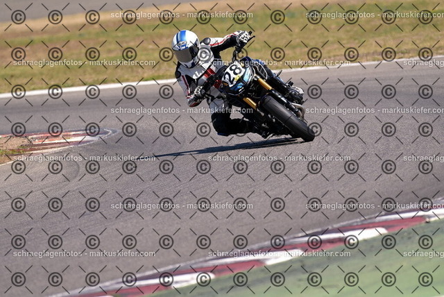26bt04-1838 | markuskiefer.com - Realisiert mit Pictrs.com