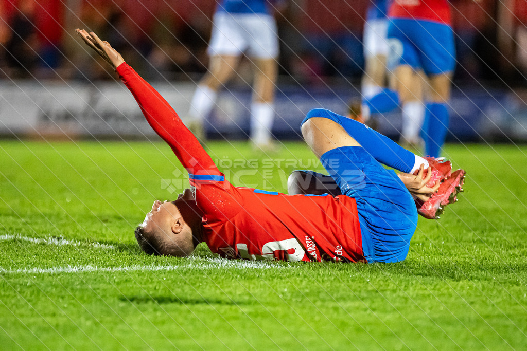 20250927_Picselweb-Fotografie_1R3_0749A | SV DrochtersenAssel - Bremer SV, 2:1 - Realisiert mit Pictrs.com