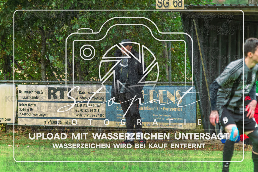 SGWFGFS-1074 | Andreas Lemke beim Herren Kreisliga HK Spiel zwischen SG Schulern/Wintermoor und FG Fulde-Stellichte im Stadion Wintermoor, Schneverdingen (Simon Paul Stopat) - Realisiert mit Pictrs.com