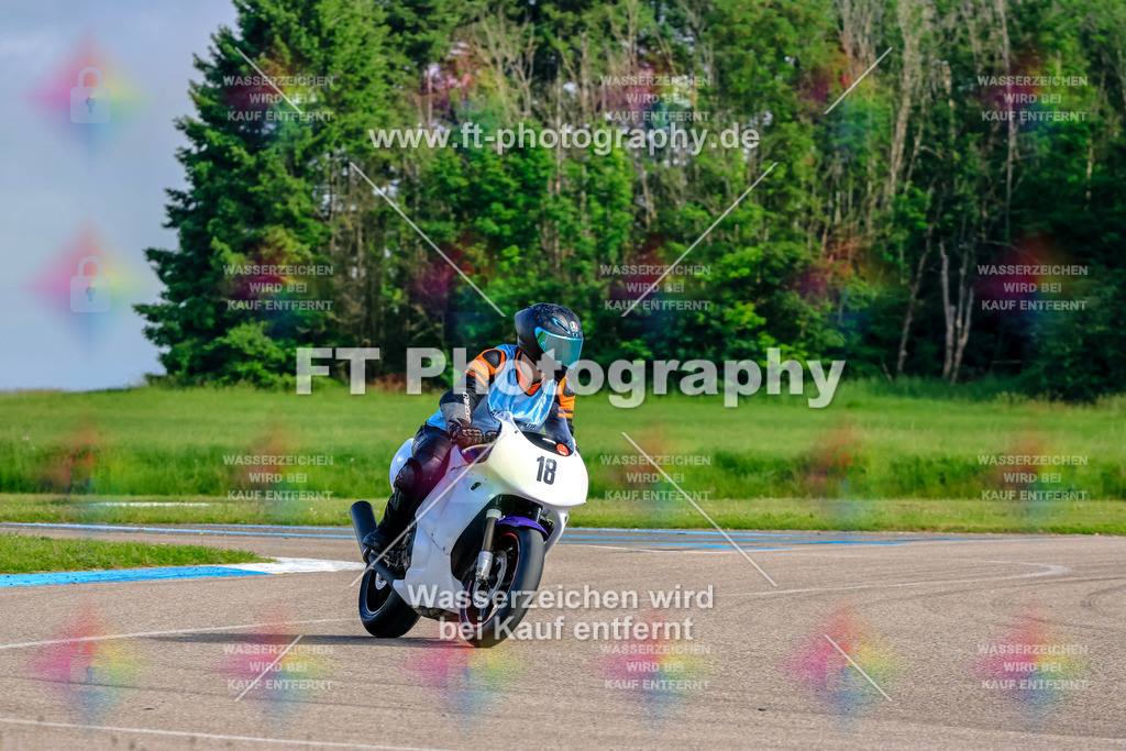 MotoTeam-8378 | Hier findet Ihr Bilder von Touristenfahrten auf der Nürburgring Nordschleife oder von anderen Veranstaltungen die ich besucht habe. Viel Spass beim Durch Schauen 