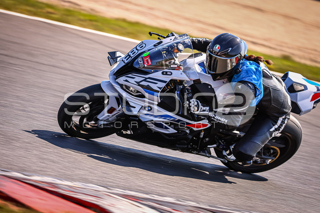 0983-240901_EL-012_983 | Deine Full-Service-Agentur für ✔️Videoproduktionen und ✔️Motorsportfotografie Jetzt Angebot anfragen!