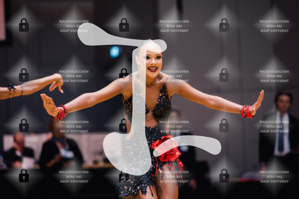 GOC 2025 - WDSF Solo Junior II Latin Female - 2025-08-21-8655 | Webshop for digital downloads and prints of dance sport, event & show photographer Julian Link - Realisiert mit Pictrs.com