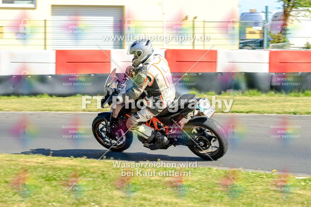 _OTO1558 | Hier findet Ihr Bilder von Touristenfahrten auf der Nürburgring Nordschleife oder von anderen Veranstaltungen die ich besucht habe. Viel Spass beim Durch Schauen 