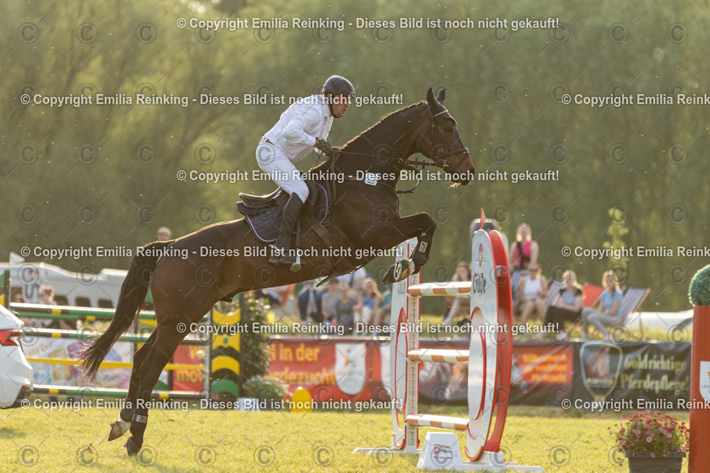 CL5A1489 | Emilia Reinking Fotografie - Realisiert mit Pictrs.com