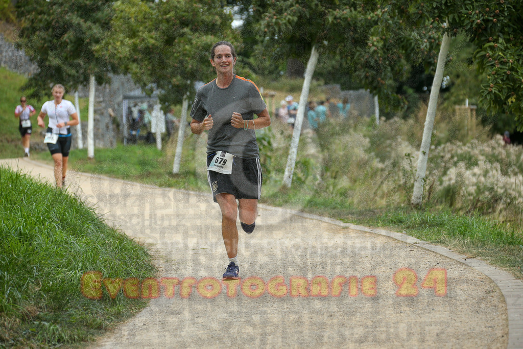 250824_1428_EX1_6296 | Sportfotografie im Rhein-Sieg Kreis, Köln, Bonn, NRW, Rheinland Pfalz, Hessen, etc. Unser Tätigkeitsfeld umfasst den Laufsport vom Volkslauf über den Marathon, Duathlon, Triathon bis zum Ultralauf wie Kölnpfad Ultra oder Schindertrail.