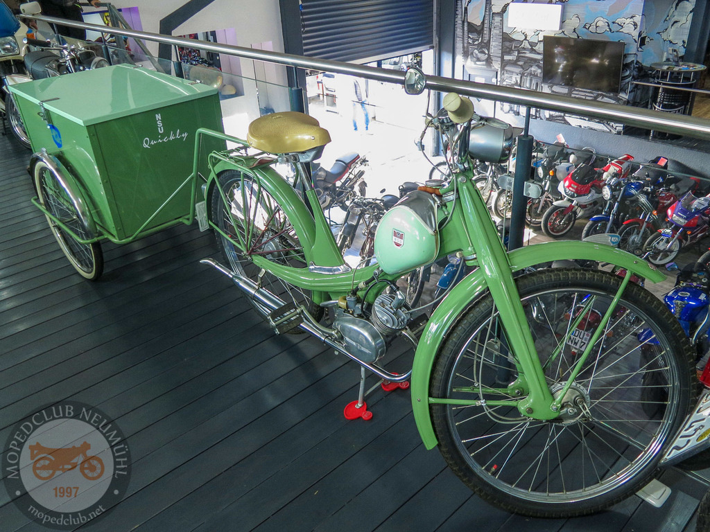 MopedmuseumNeumühl_151023_049 | Bildergalerie von Sport-Ereignissen aber auch von weiteren spannenden Dingen - nicht nur vom Niederrhein. In Anlehnung an den bekannten Spruch von Hanns Dieter Hüsch heißt das Motto: "Niederrhein ist überall".  - Realisiert mit Pictrs.com