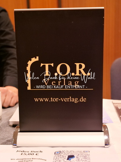 P1406298 | Fotografie für »mehr« Persönlichkeit ... von Anfang an - authentisch natürlich emotional - Geburt, Kinder und Familie, Entrepreneure, Kreative, Kamera-Scheue, Interessierte. Mit Empathie und ohne Posen erstelle ich Bilder mit "Wieder-Erkennungs-Gefühl".