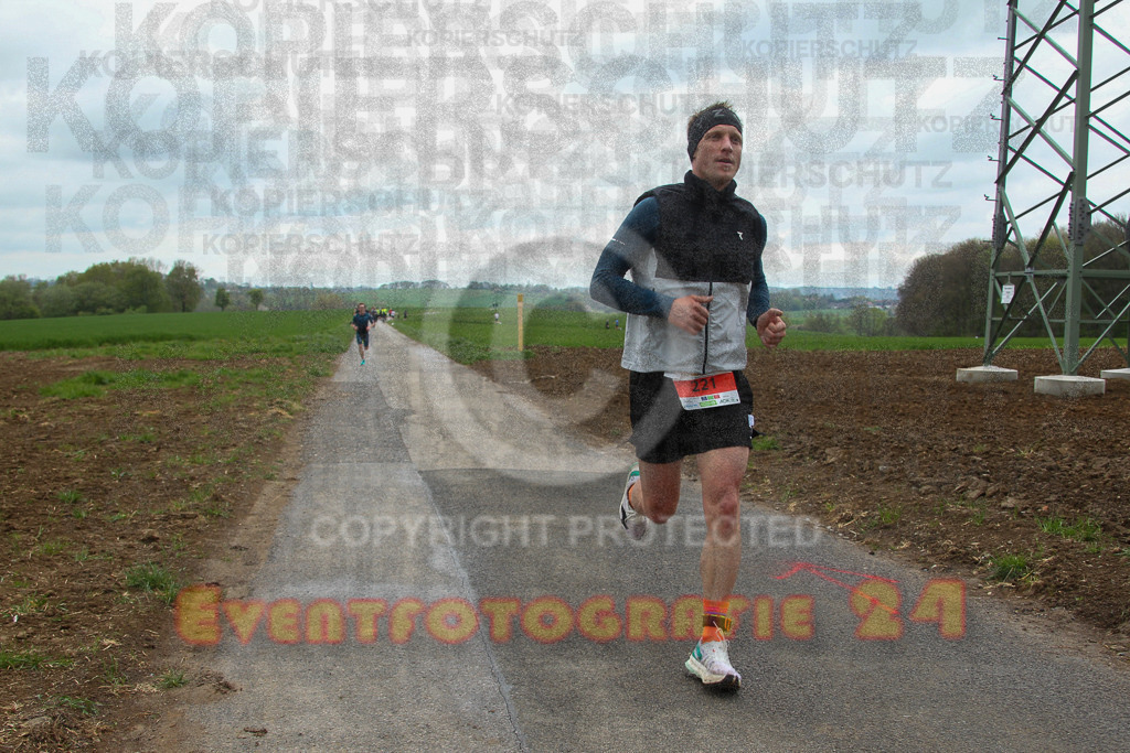 250413_1124_EV4_7664 | Sportfotografie im Rhein-Sieg Kreis, Köln, Bonn, NRW, Rheinland Pfalz, Hessen, etc. Unser Tätigkeitsfeld umfasst den Laufsport vom Volkslauf über den Marathon, Duathlon, Triathon bis zum Ultralauf wie Kölnpfad Ultra oder Schindertrail.