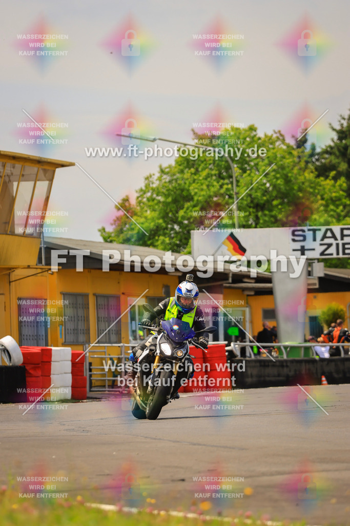 _DSK2617 | Hier findet Ihr Bilder von Touristenfahrten auf der Nürburgring Nordschleife oder von anderen Veranstaltungen die ich besucht habe. Viel Spass beim Durch Schauen 