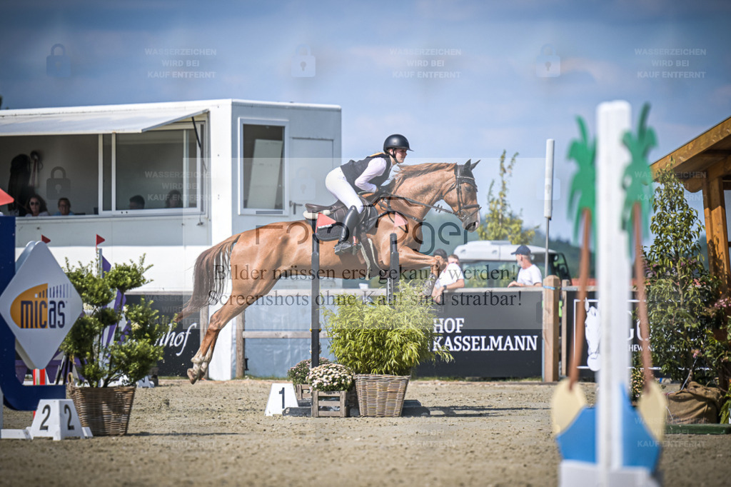 DOS_1988 | Entdecke hochwertige Reitturnierfotos von Foto Oger. Professionell, emotional und authentisch – jetzt Lieblingsmomente im Shop bestellen. - Realisiert mit Pictrs.com