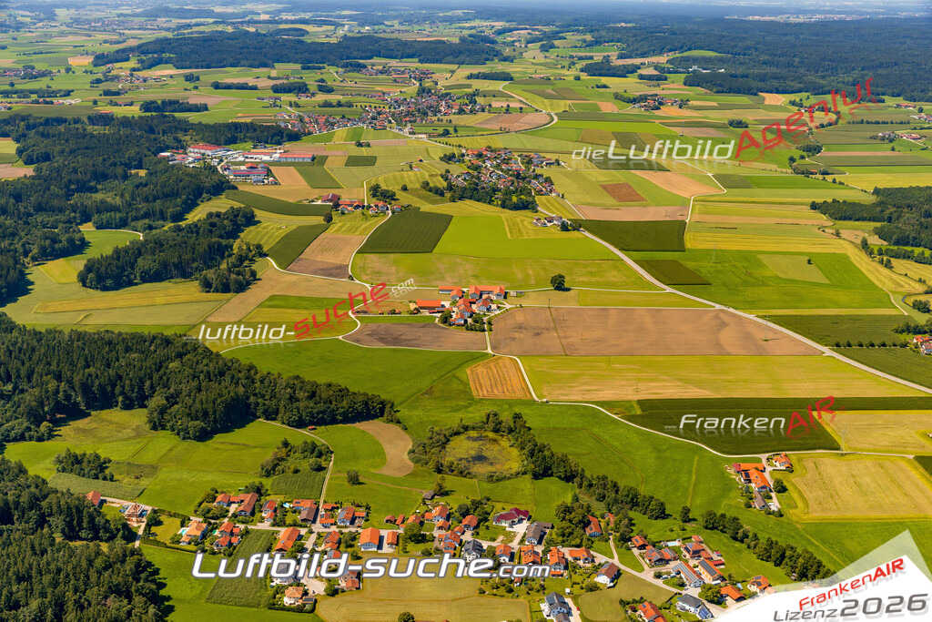 Schöne Luftaufnahme als Geschenk in Hart Rechtmehring - Die Luftbildaufnahme wurde 2025 vom UL-Flugzeug heraus erstellt ( keine Drohne ) - Hochauflösende Luftaufnahme -Nicht vergleichbar mit Google Maps oder Satelittenbilder- Die Geschenkidee !Mit Lizenz und Bildrechte bestellbar