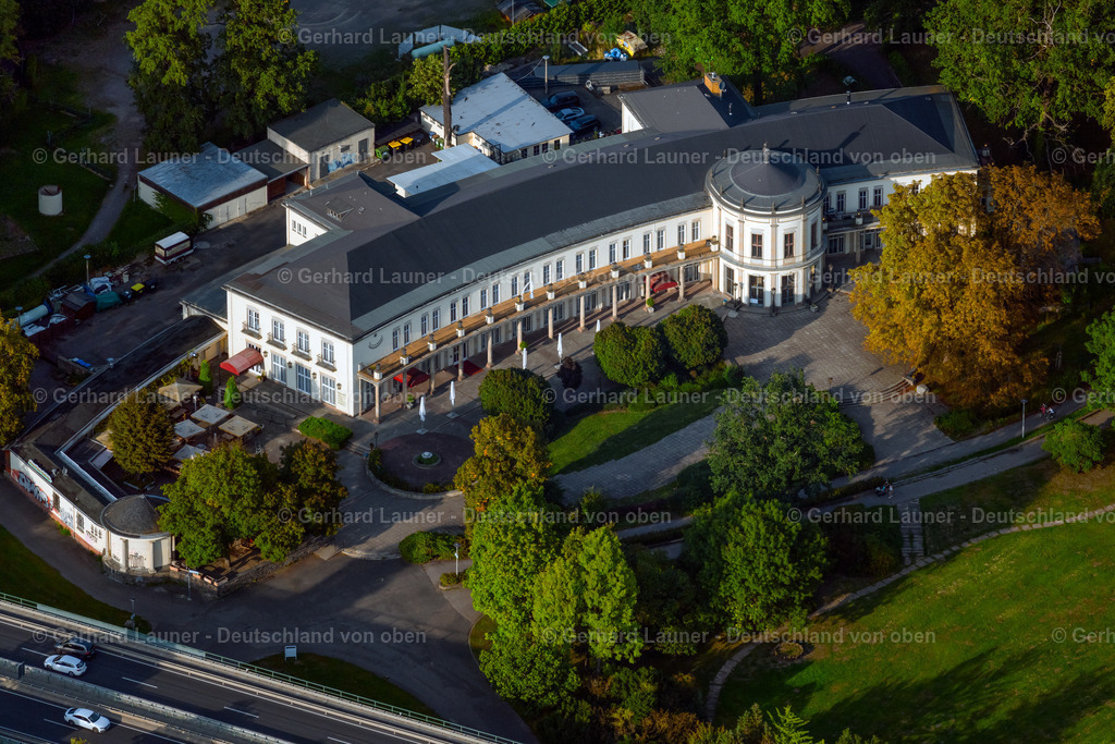 4040594 | LEIPZIG 14.09.2020 Schloss " Parkschloss Agra " im Agra-Park im Ortsteil Dölitz in Leipzig im Bundesland Sachsen, Deutschland. // Castle "Parkschloss Agra" in the Agra-Park in the district Doelitz in Leipzig in the state Saxony, Germany. Foto: Gerhard Launer