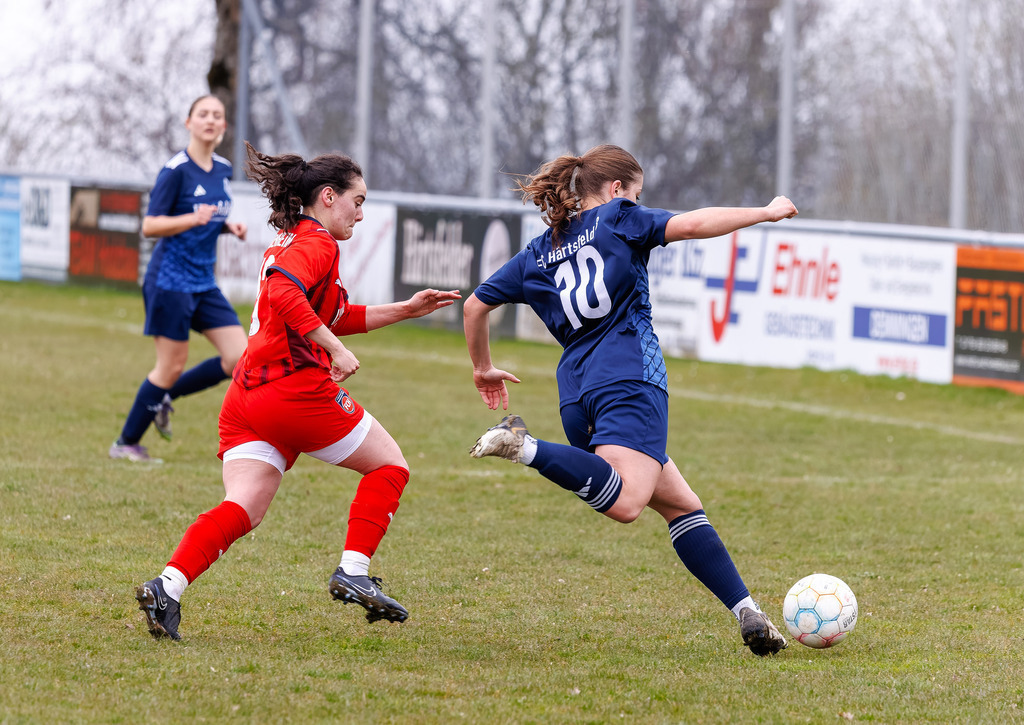 HÄRFCH_260404_3-18 | FC Härtsfeld 03 vs. 1.FC Heidenheim 1846 II, Fußball, Frauen, Bezirksliga, 2025/2026, 11. Spieltag, 04.04.2026 in Dunstelkingen (Foto: Michael Bulling) - Realisiert mit Pictrs.com