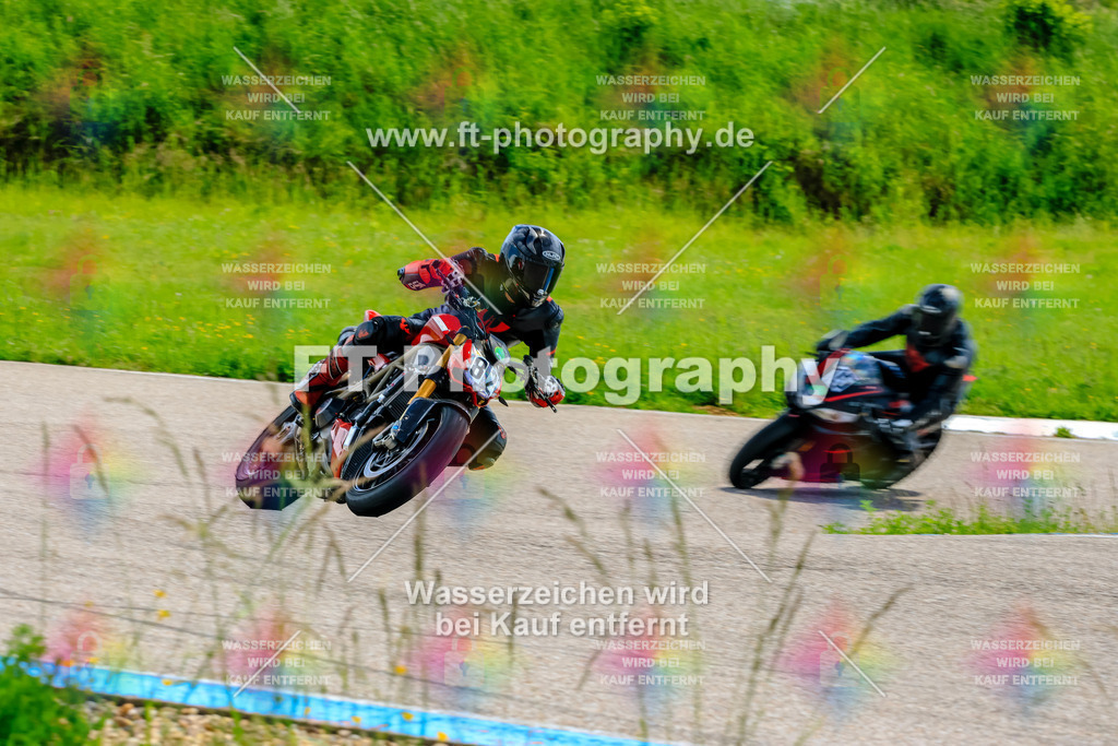 MotoTeam-0401 | Hier findet Ihr Bilder von Touristenfahrten auf der Nürburgring Nordschleife oder von anderen Veranstaltungen die ich besucht habe. Viel Spass beim Durch Schauen 