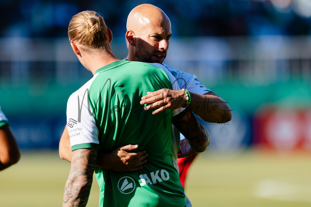 DFB-Pokal 2025/2026, 1. Runde: SC Preußen Münster - Hertha BSC Berlin | Münster, 18.08.2025: DFB-Pokal 2025/2026, 1. Runde, SC Preußen Münster gegen Hertha BSC Berlin im LVM-Preußenstadion in Münster.(Foto: sportfotografie.ms | Markus Paletta) - Realisiert mit Pictrs.com