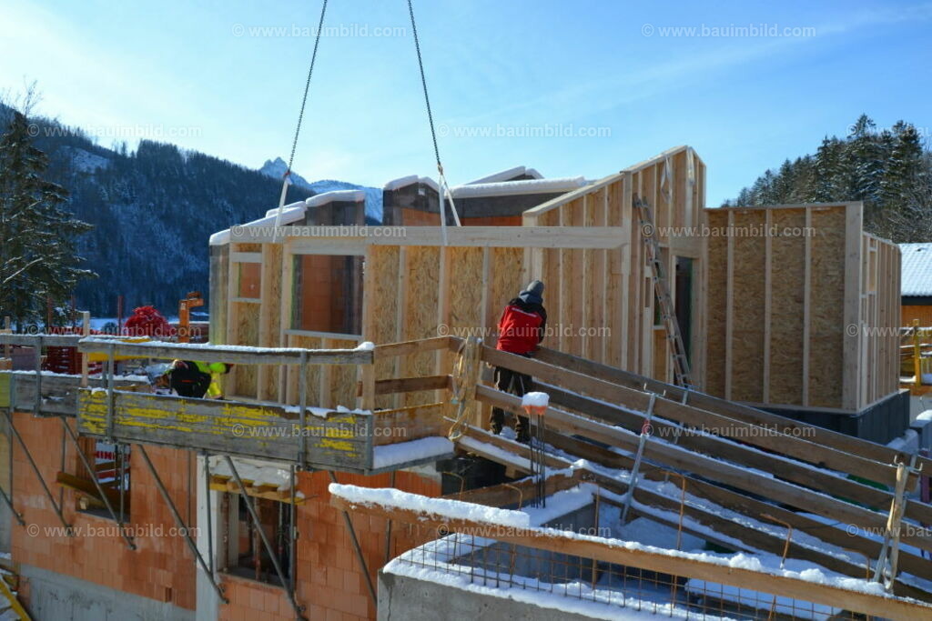bib-lg09-holzbau-0051 | Nach LV-Leistungsgruppen sortierte Detailfotos über den Bau eines Hauses. Alle Hausbau-Bilder direkt vom Urheber und Autor der Website Haus-Selber-Bauen.com