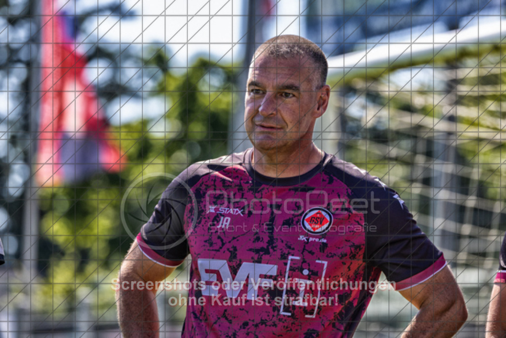 20250629_103418_0258-Bearbeitet | #,1.Göppinger SV, Fussball, Oberliga BW - Trainingsauftakt, Saison 2025/2026, Rasensportplatz Stadion SV Göppingen, Hohenstaufenstr. 116, 73033 Göppingen, 29.06.2025 - 10:30 Uhr,Foto: PhotoPeet-Sportfotografie/Peter Harich