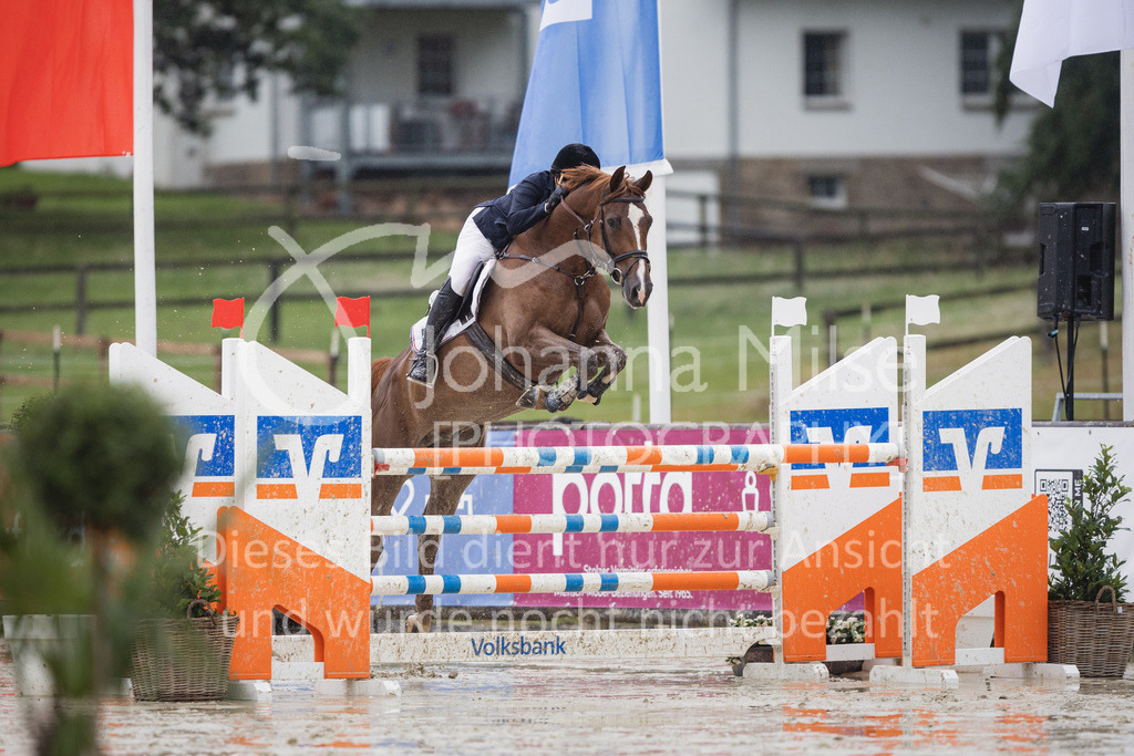 230727_BHO_M1-Spr_2-521 | Deine schönsten Turniermomente als professionelle Fotos! Entdecke hochwertige Pferdesport-Fotografie im Online-Shop. Jetzt Fotos finden & bestellen!