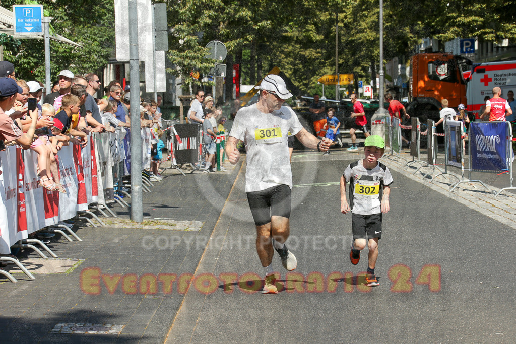 250621_1045_EX1_2405 | Sportfotografie im Rhein-Sieg Kreis, Köln, Bonn, NRW, Rheinland Pfalz, Hessen, etc. Unser Tätigkeitsfeld umfasst den Laufsport vom Volkslauf über den Marathon, Duathlon, Triathon bis zum Ultralauf wie Kölnpfad Ultra oder Schindertrail.
