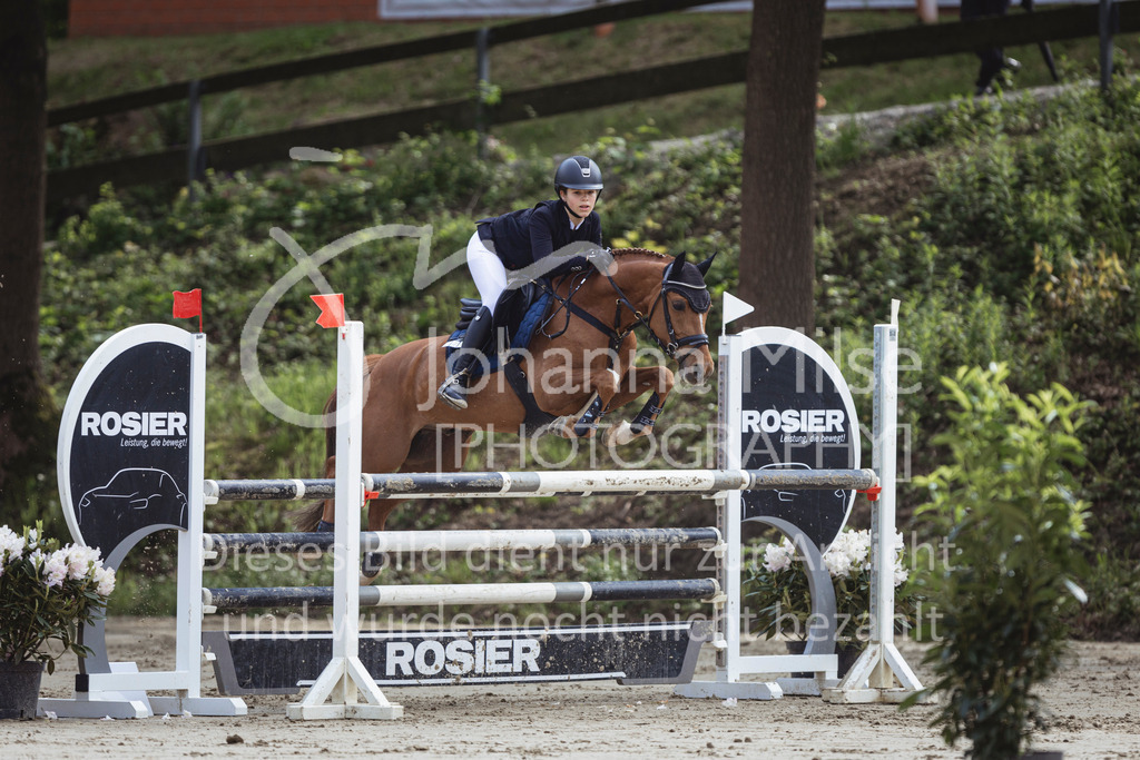 240519_Kalthof_Ponytrophy-203 | Deine schönsten Turniermomente als professionelle Fotos! Entdecke hochwertige Pferdesport-Fotografie im Online-Shop. Jetzt Fotos finden & bestellen!