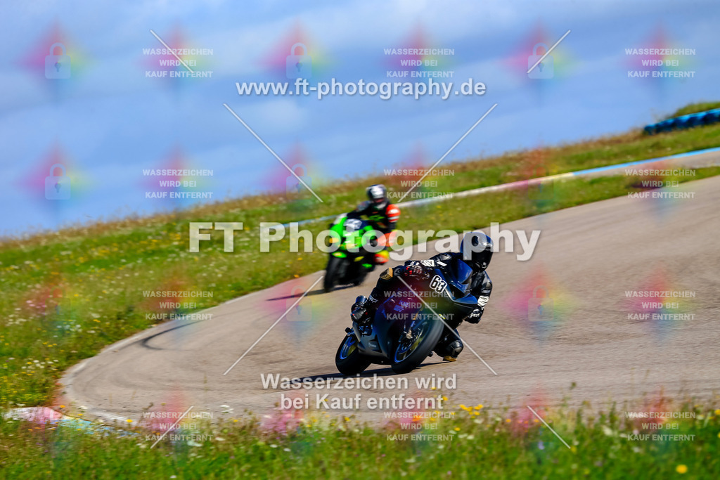 _OUR5056 | Hier findet Ihr Bilder von Touristenfahrten auf der Nürburgring Nordschleife oder von anderen Veranstaltungen die ich besucht habe. Viel Spass beim Durch Schauen 