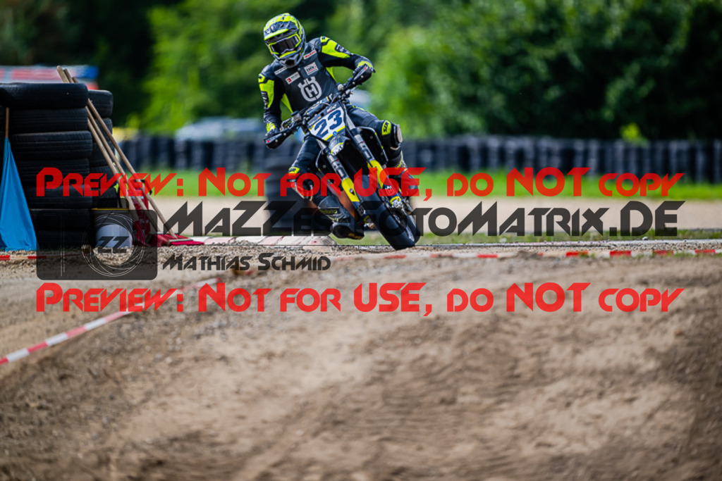 MaZZes_FotoMatrix_220904_0781 | S3