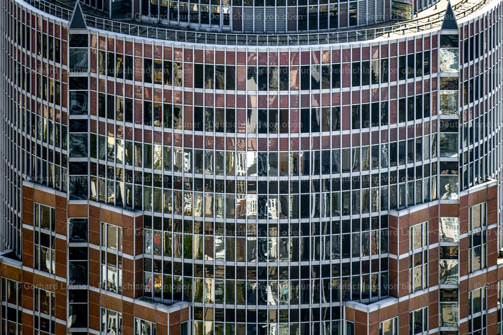4020506 | Fassade des Messeturm, Frankfurt am Main