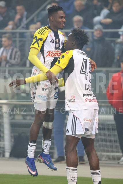 SK Puntigamer Sturm Graz vs LASK – Championship Group    | Graz, Austria, 22.Apr.26 - SOCCER - ADMIRAL Bundesliga, SK Puntigamer Sturm Graz vs LASK. The image shows rejoicing from Moses Usor (LASK) and Modou Keba Cisse (LASK).      