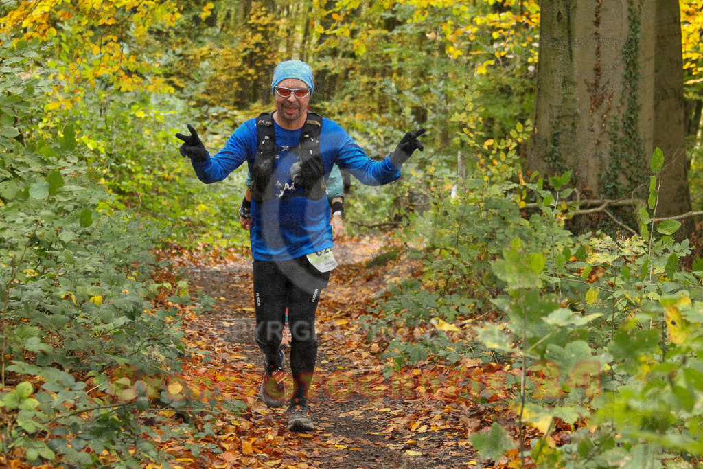251026_1315_EV4_6676 | Sportfotografie im Rhein-Sieg Kreis, Köln, Bonn, NRW, Rheinland Pfalz, Hessen, etc. Unser Tätigkeitsfeld umfasst den Laufsport vom Volkslauf über den Marathon, Duathlon, Triathon bis zum Ultralauf wie Kölnpfad Ultra oder Schindertrail.