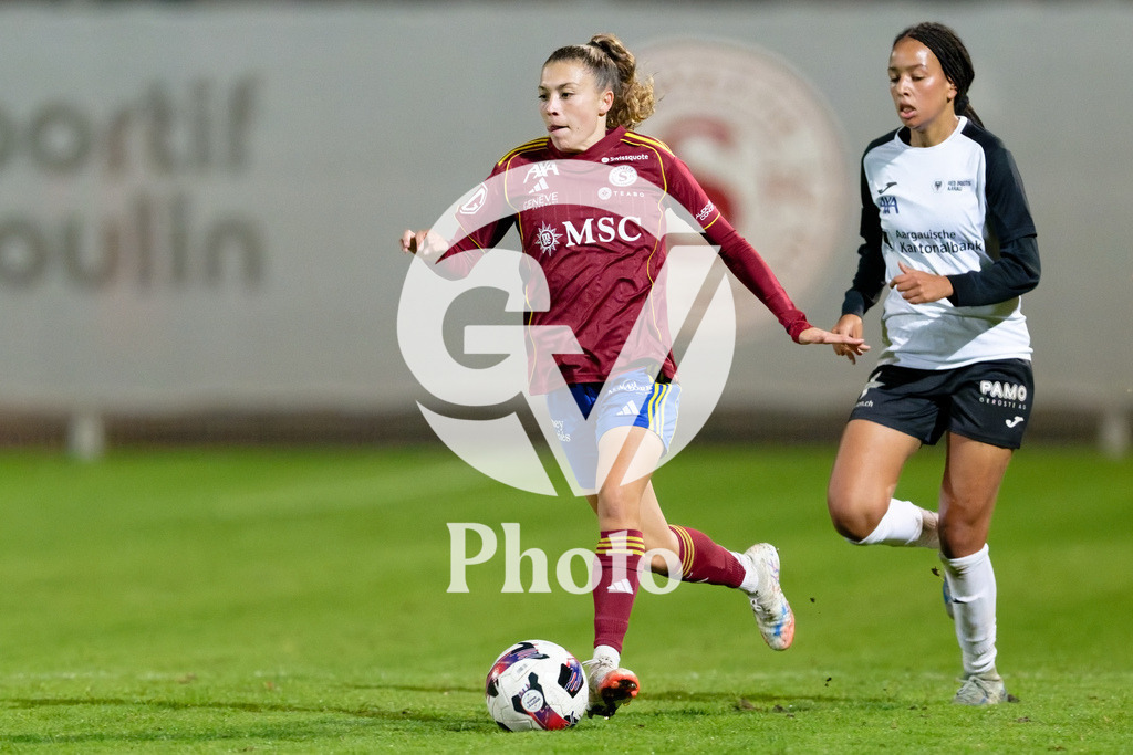 DZ9_5333_c | Switzerland: AXA Womens Super League 2025/26, Servette FC Chenois Feminin vs FC Aarau Frauen - Stade des Trois-Chene, Chene-Bourge: Ascension Martinez Salinas (8 Servette FC Chenois Feminin) in action (close up) 