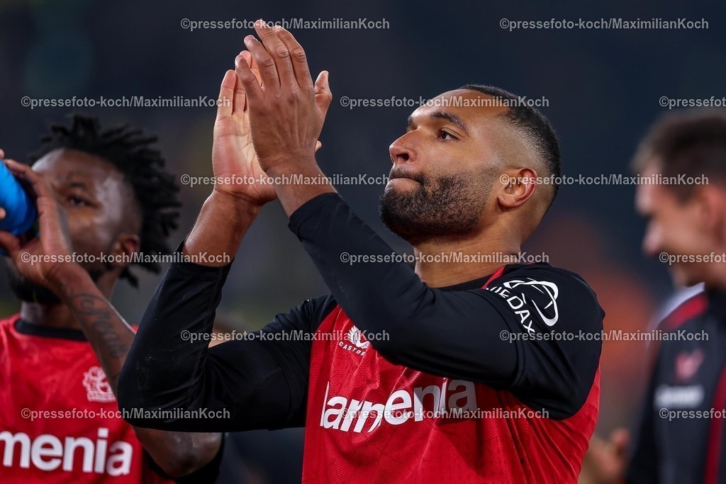 BVB10012502354 | 10.01.2025, Fußball, Borussia Dortmund - Bayer 04 Leverkusen, 1. Fußball Bundesliga, 16. Spieltag, Signal Iduna Park, Saison 2024 2025: Jonathan Tah (Bayer04 Leverkusen #4)DFB regulations prohibit any use of photographs as image sequences and or quasi-video.