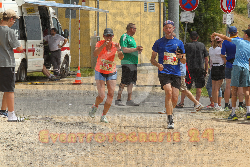 250614_1255_EV4_0324 | Sportfotografie im Rhein-Sieg Kreis, Köln, Bonn, NRW, Rheinland Pfalz, Hessen, etc. Unser Tätigkeitsfeld umfasst den Laufsport vom Volkslauf über den Marathon, Duathlon, Triathon bis zum Ultralauf wie Kölnpfad Ultra oder Schindertrail.