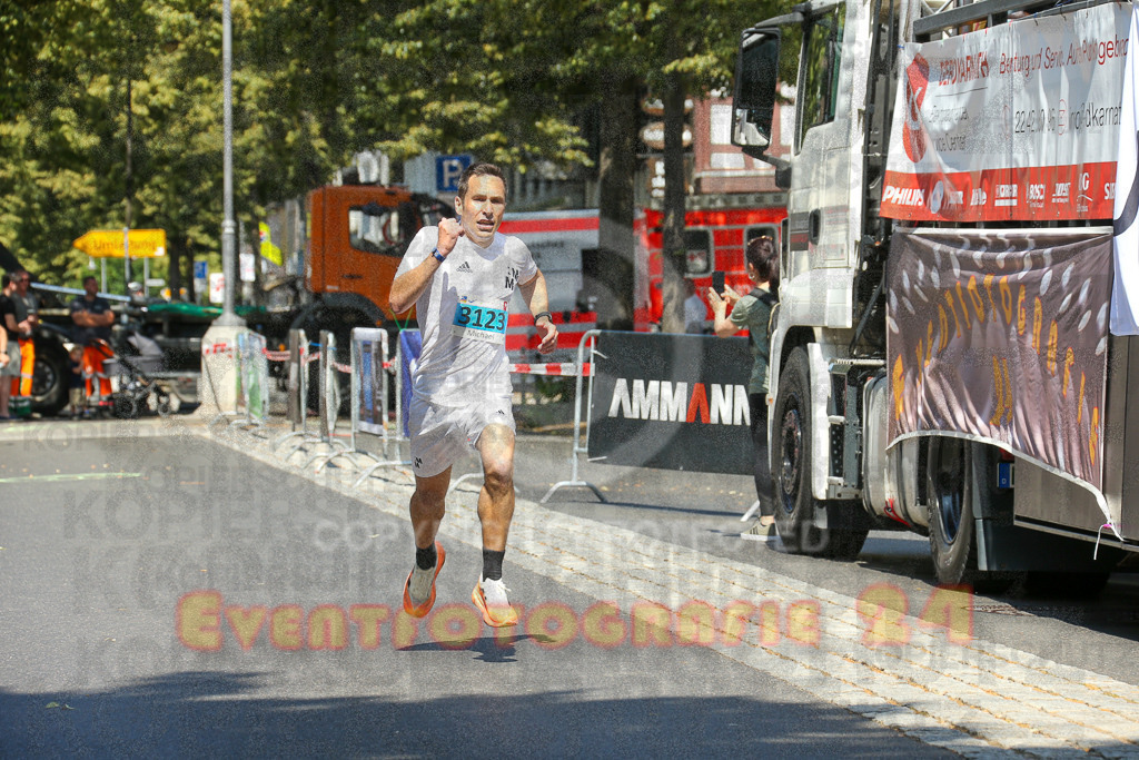 250621_1124_EX1_3579 | Sportfotografie im Rhein-Sieg Kreis, Köln, Bonn, NRW, Rheinland Pfalz, Hessen, etc. Unser Tätigkeitsfeld umfasst den Laufsport vom Volkslauf über den Marathon, Duathlon, Triathon bis zum Ultralauf wie Kölnpfad Ultra oder Schindertrail.