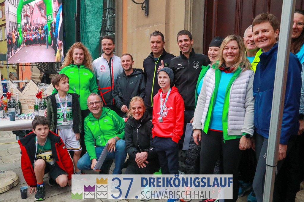 AOK JuniorCup 400m | 3Koenigslauf 2023 - Realisiert mit Pictrs.com